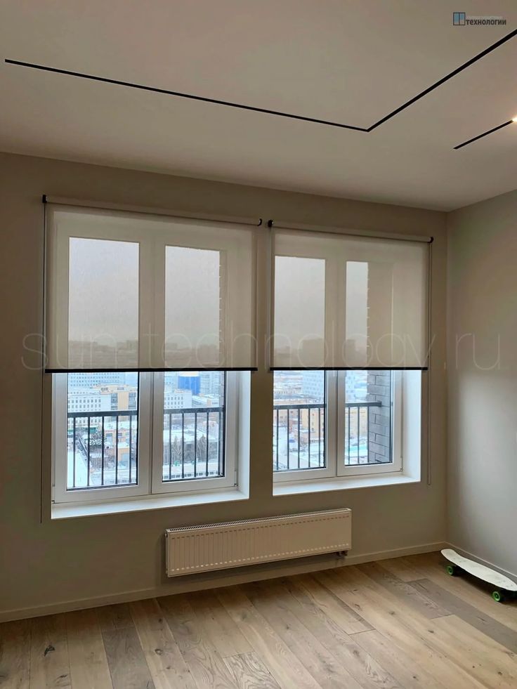 Sunscreen single roller blinds